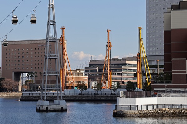 ���������϶�B-1�϶�ײ�