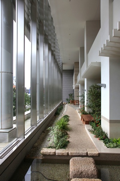 �֥�ꥢ�������Υ���ʡ������ǥ�