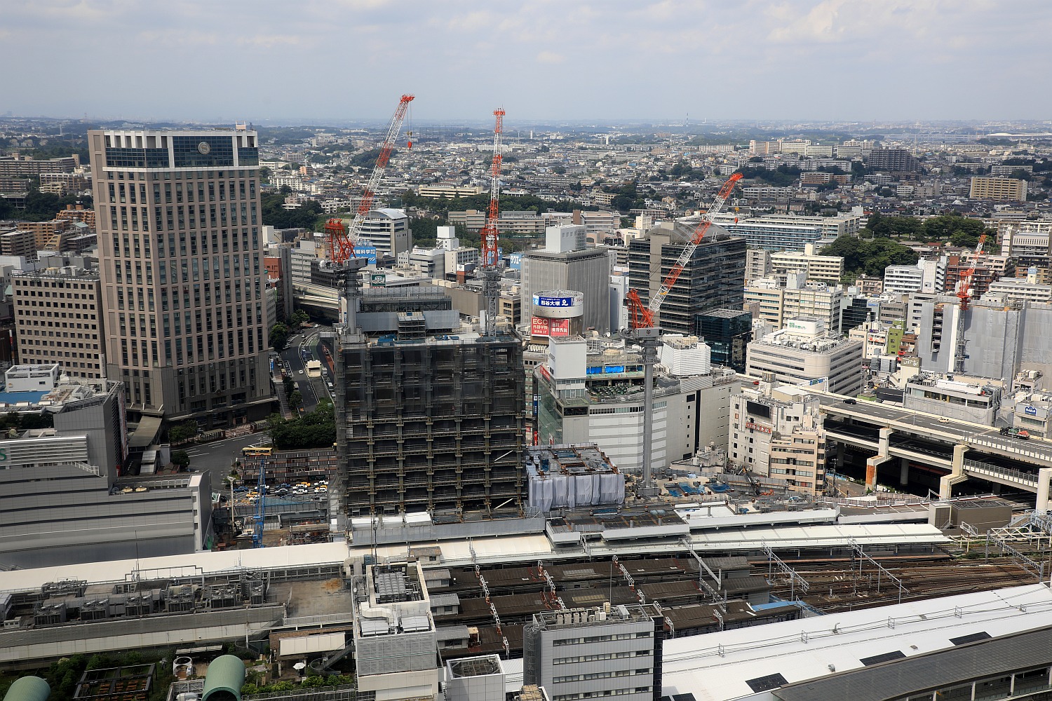 高さ約132m「(仮称)横浜駅西口開発ビル計画」の建設状況（2017.8