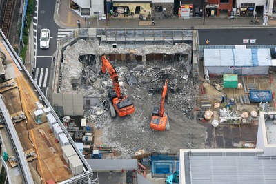 旧渡邉ビルヂングの解体工事