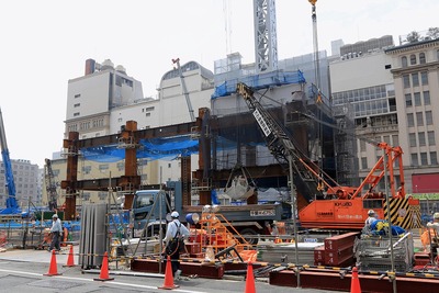 (����)���ܶ��������϶�����Գ��ϺƳ�ȯ����(C����)