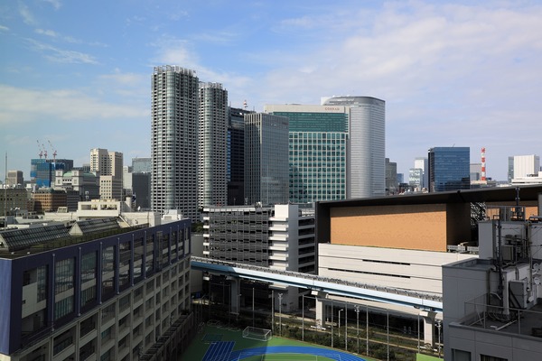 東京ポートシティ竹芝オフィスタワー オフィスロビーからの眺め