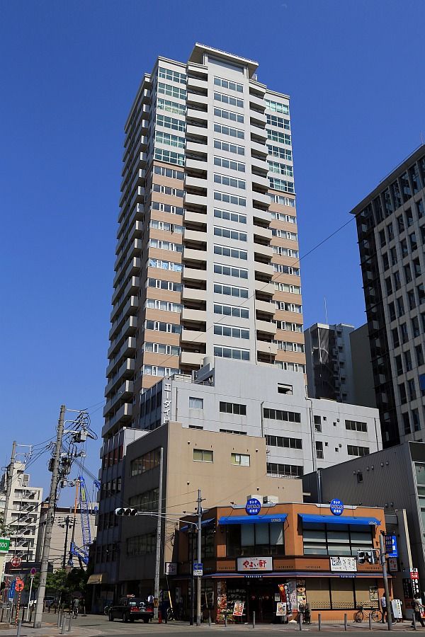 地上53階、高さ約190m「大阪ひびきの街 ザ・サンクタスタワー