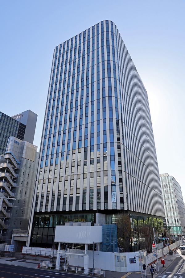 日本工業倶楽部会館・三菱UFJ信託銀行本店ビル