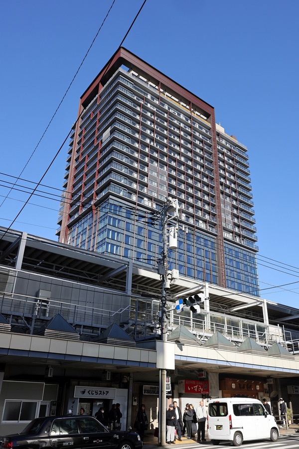 ���Į�ȥ�å��� �ۥƥ���쥸�ǥ󥹥��