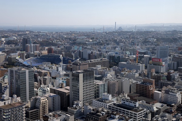 オークウッドスイーツ横浜の46階無料展望ロビーからの眺め