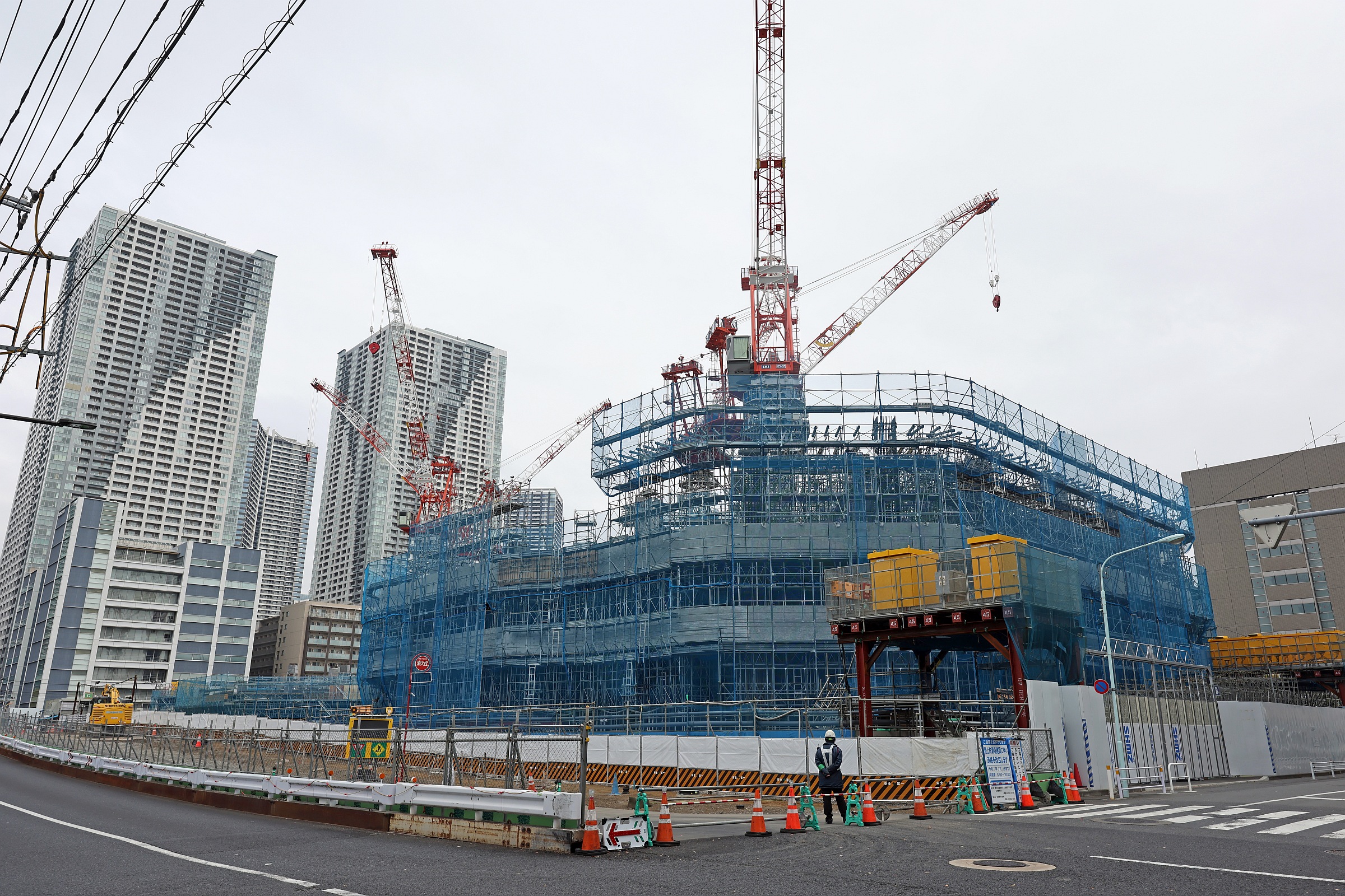 地上53階、高さ189m「ザ 豊海タワー マリン＆スカイ」の建設状況