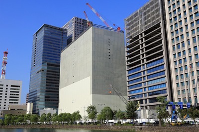 ����ʪ���ӥ�