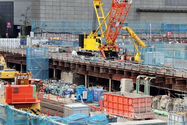 ���ܶ����������϶�����Գ��ϺƳ�ȯ���� C����