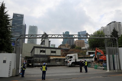 �ۥƥ륪����������ܴ�