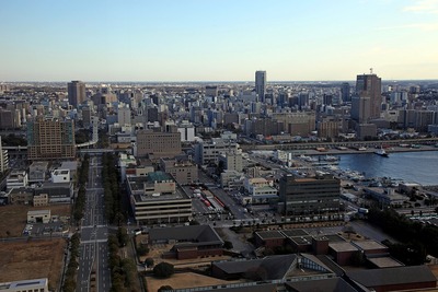 ÀéÍեݡ¼¥È¥¿¥ï¡¼¤«¤é¸«¤¿ÀéÍÕ»Ô³¹