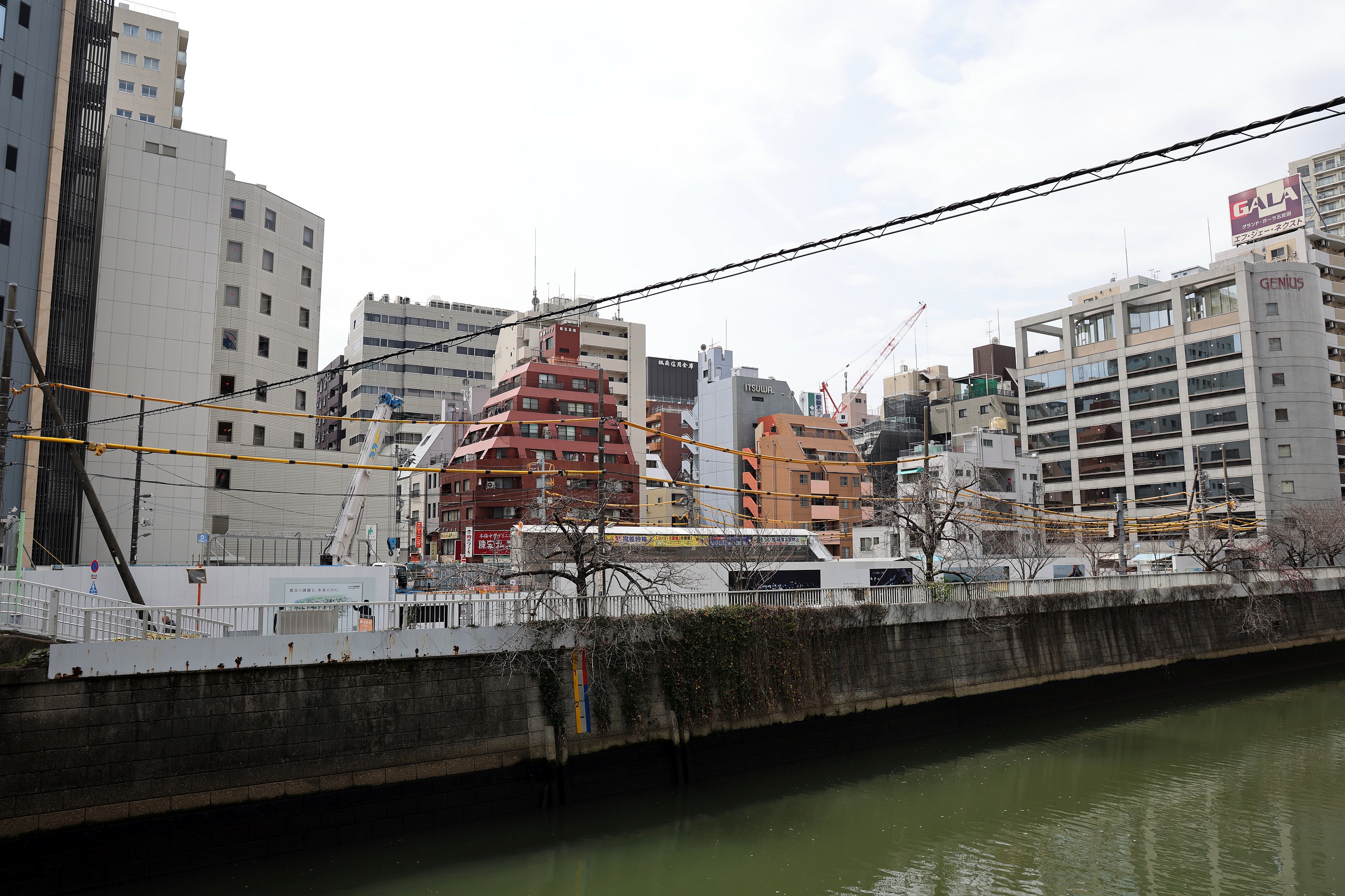 海喜館跡地の旭化成不動産レジデンスによる分譲タワマン 仮称 品川プロジェクト の建設状況 地面師事件のあったあの場所です 22 3 21 超高層マンション 超高層ビル