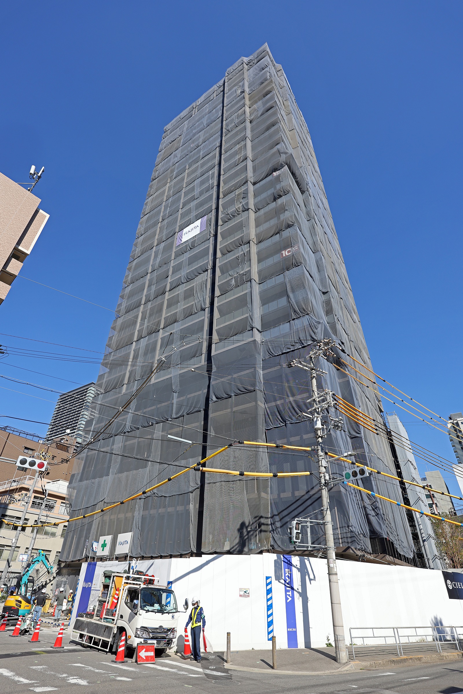 地上30階、高さ98.69m「シエリアタワー大阪福島」の建設状況