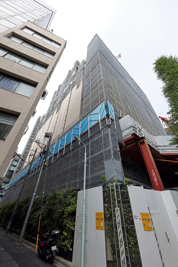 日本橋本町三井ビルディング &forest