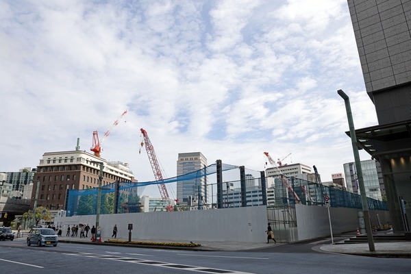 ���ܶ����������϶�����Գ��ϺƳ�ȯ���� C����