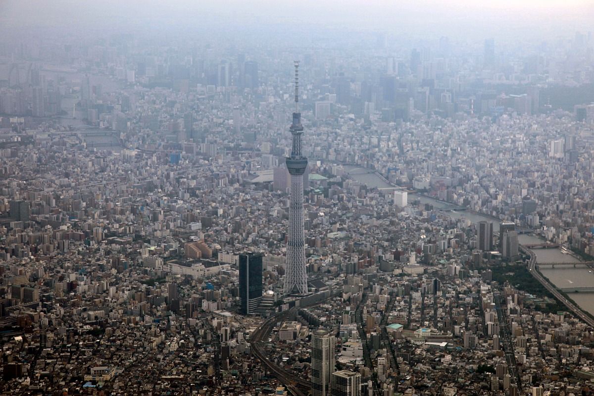 東京スカイツリーの定点観測動画とスカイツリーの空撮 超高層マンション 超高層ビル