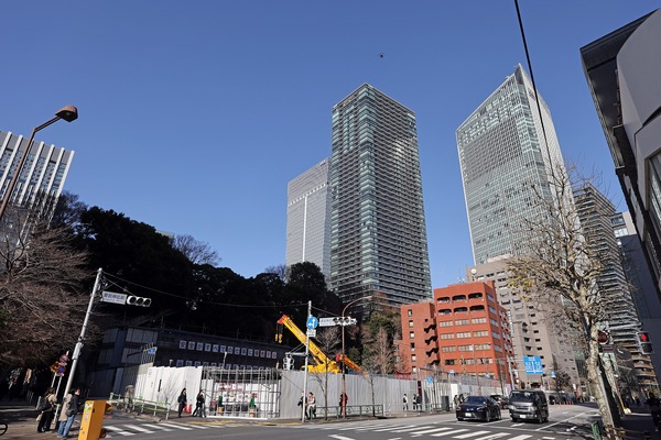 �����϶�����Գ��ϺƳ�ȯ���� F�϶�