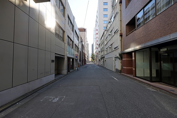 �������������϶�����Գ��ϺƳ�ȯ����