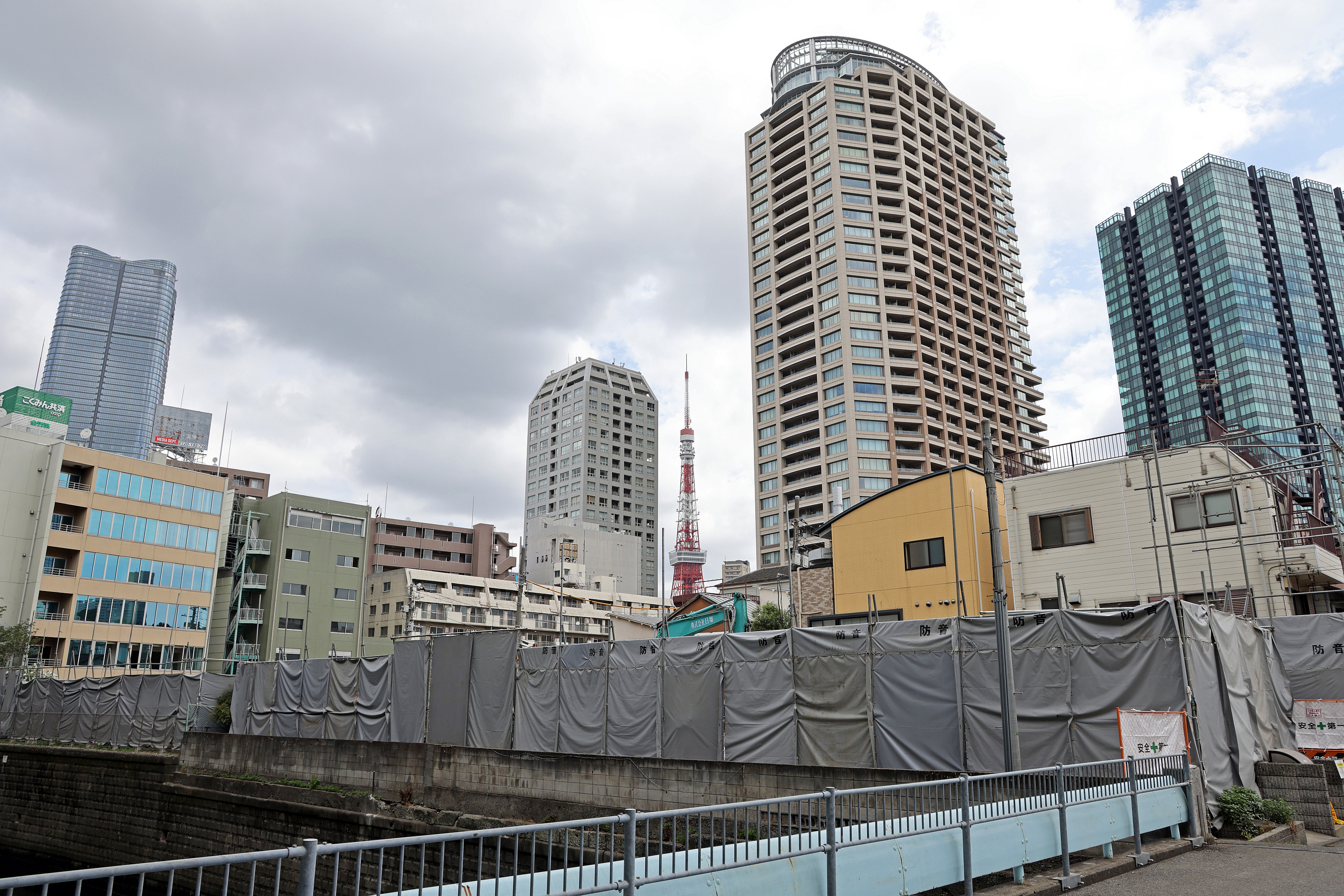 麻布十番エリアの地上42階・31階タワーマンション「三田小山町西 麻布十番エリアの地上42階・31階タワーマンション「三田小山町西