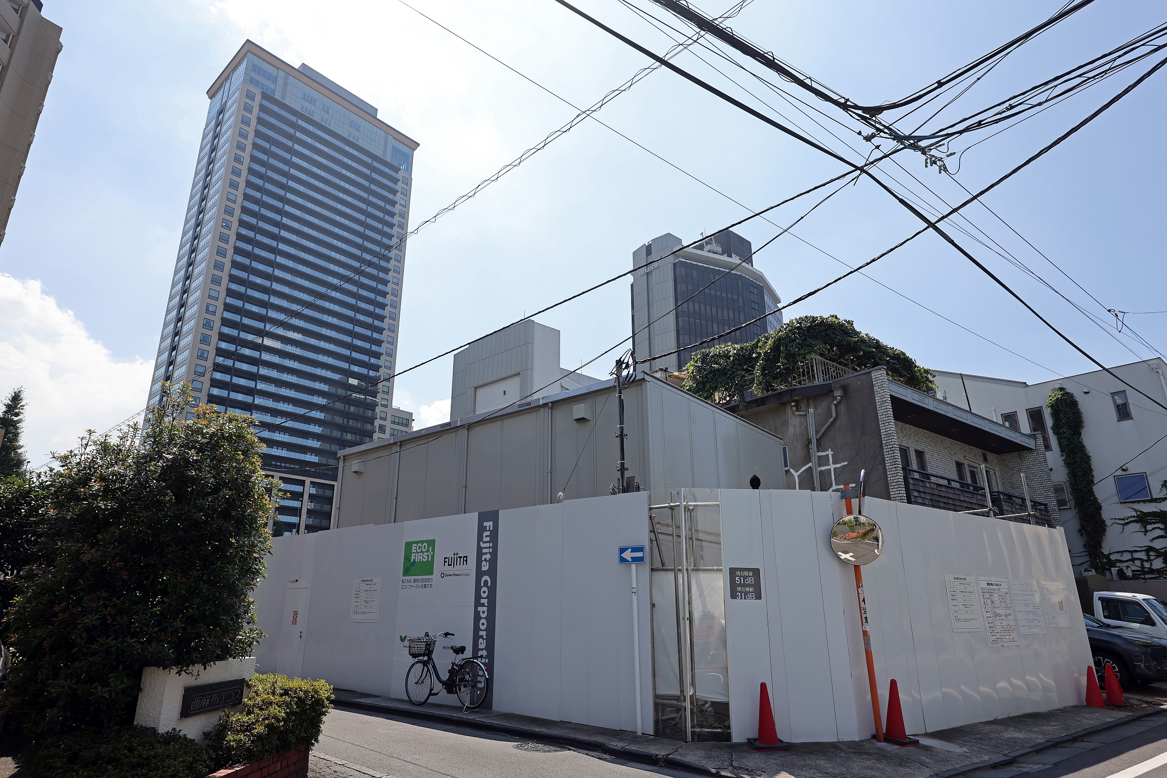 地上30階「(仮称)港区西麻布二丁目計画」の建設状況！エスコンによる一