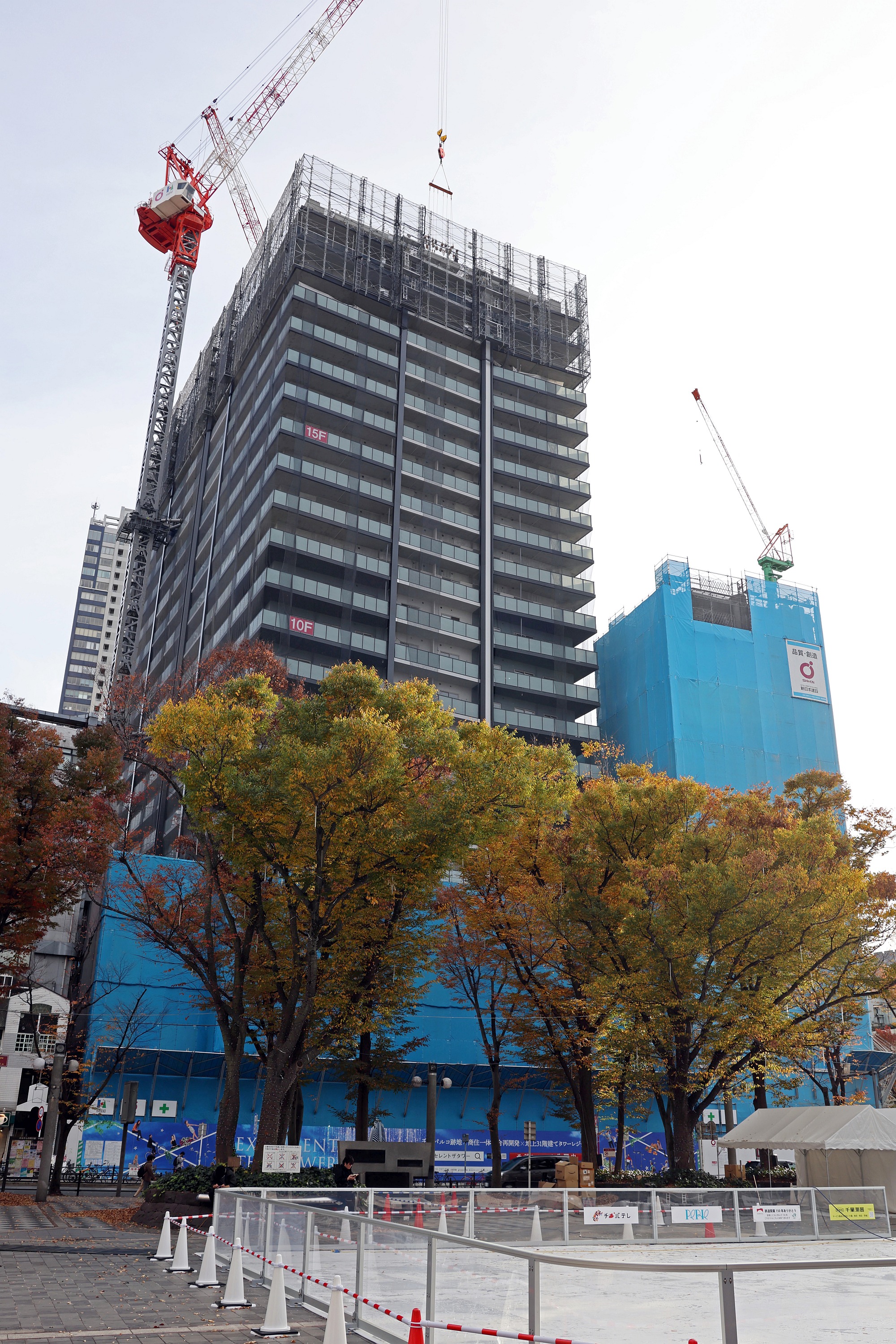 地上31階、高さ107.34m「エクセレント ザ タワー」の建設状況