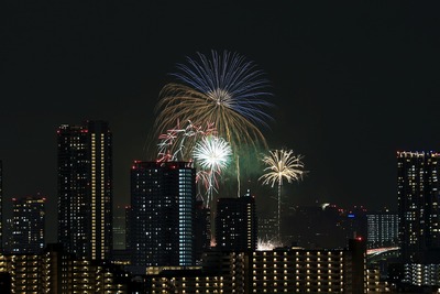 未来型花火エンターテインメント「STAR ISLAND」