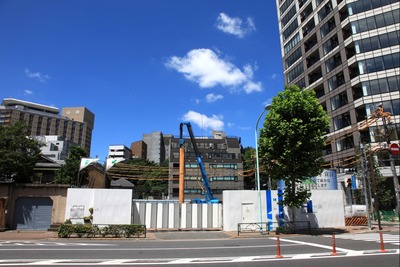 (����)��Ƿü�ײ�