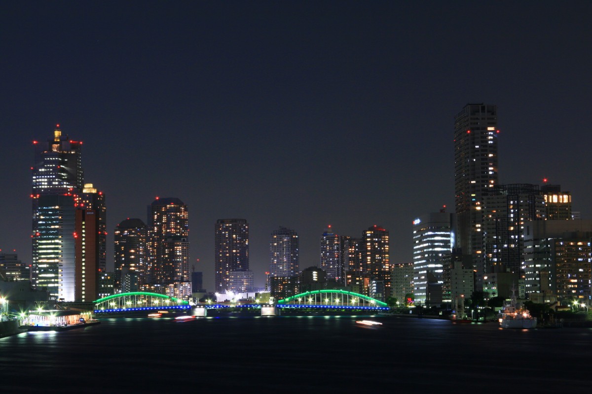 佃とかレインボーブリッジとかの夜景 超高層マンション 超高層ビル