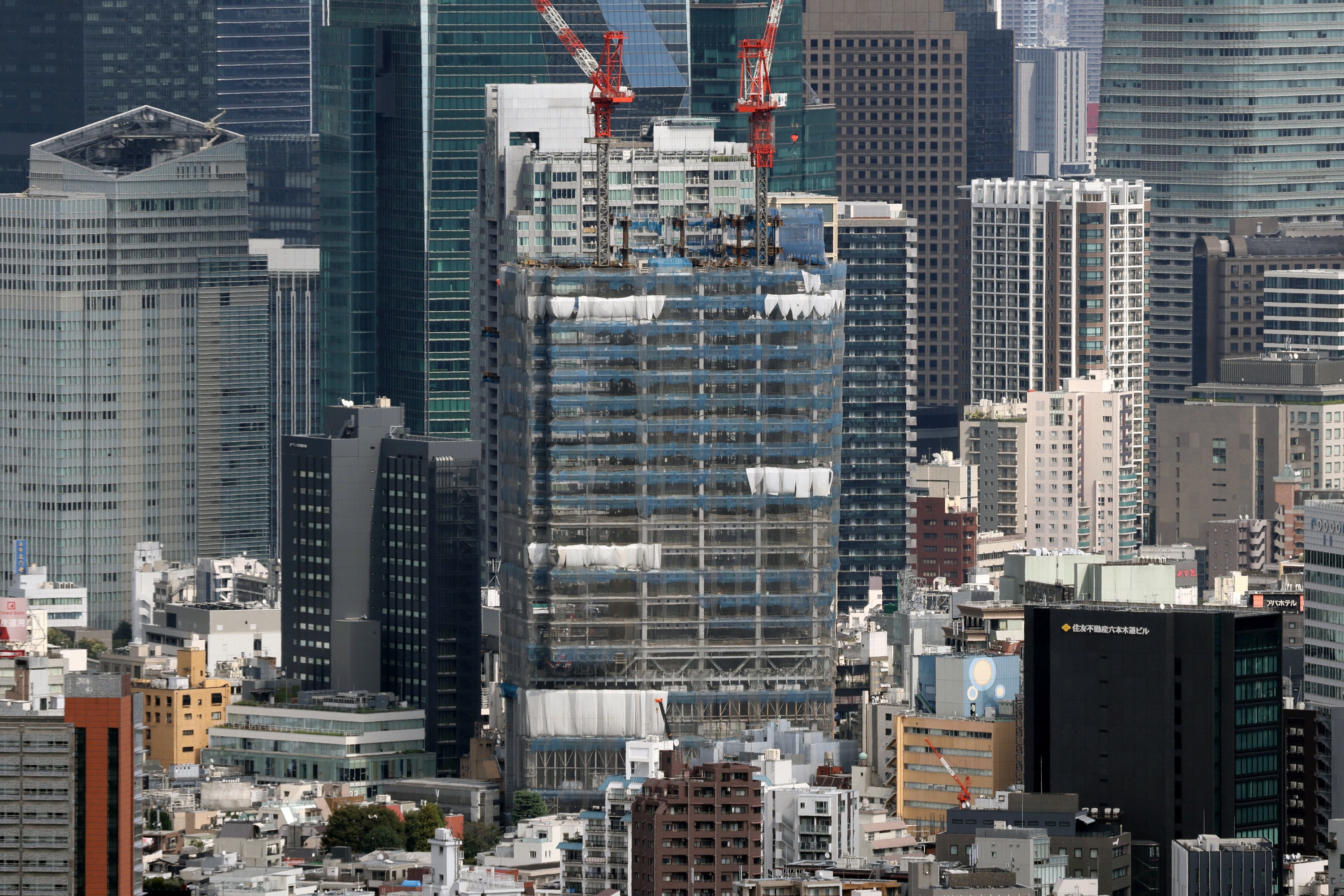 建築と都市a+u2000 地上21階、高さ140.96m「住友不動産六本木セントラルタワー」の