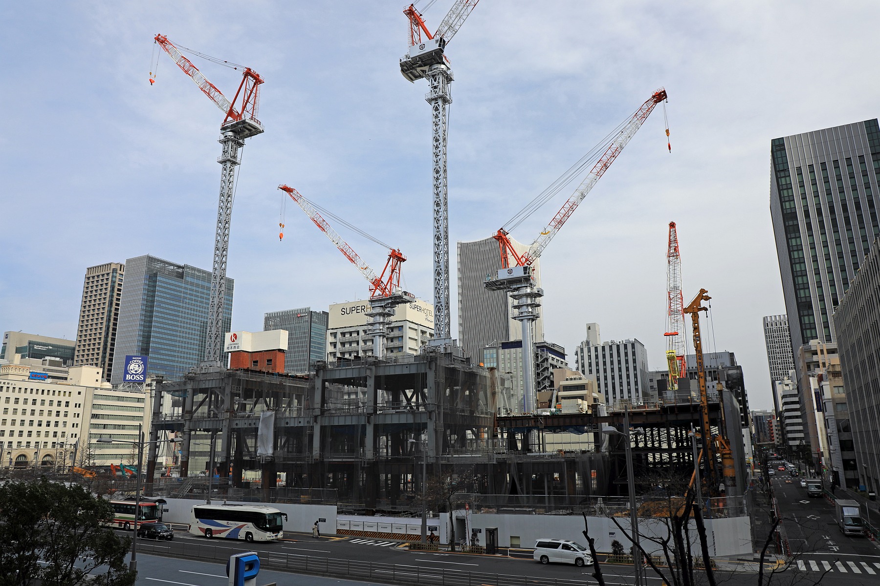 タワークレーン4基で建設中!ブルガリホテルが入る高さ240m「八重洲二丁目北地区第一種市街地再開発事業」の建設状況(2020.3.22) 超高層マンション・超高層ビル タワークレーン4基で建設中!ブルガリホテルが入る高さ240m「八重洲二丁目北地区第一種市街地再開発事業」の建設状況(2020.3.22) 超高層マンション・超高層ビル