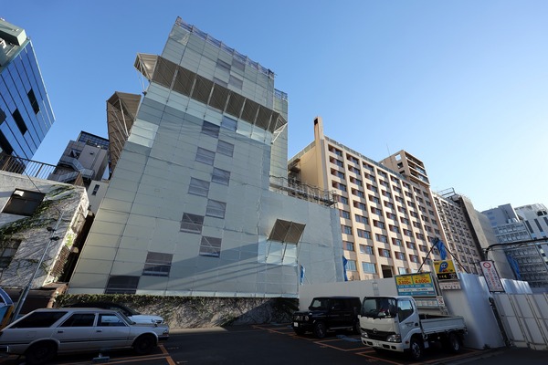 ËÌÀÄ»³»°ÃúÌÜÃ϶è»Ô³¹ÃϺƳ«È¯»ö¶È