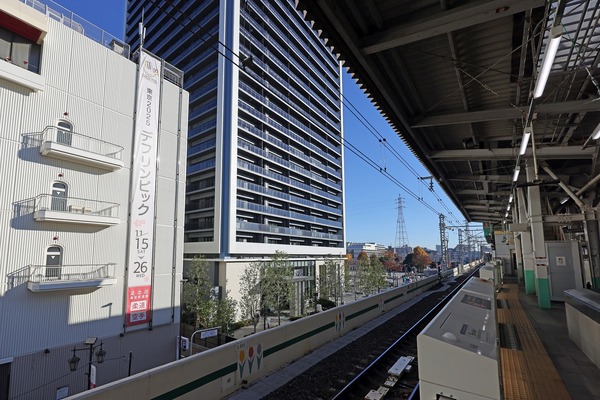 ���ƥ��������