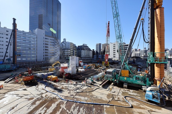 �����ް������϶�����Գ��ϺƳ�ȯ����