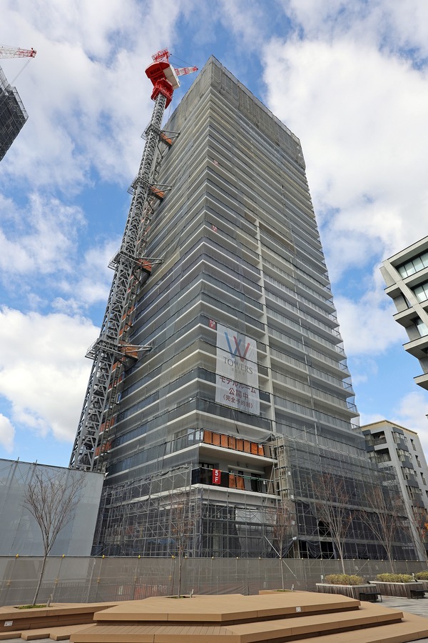 �֥�ꥢ���̧������ SKY & GARDEN