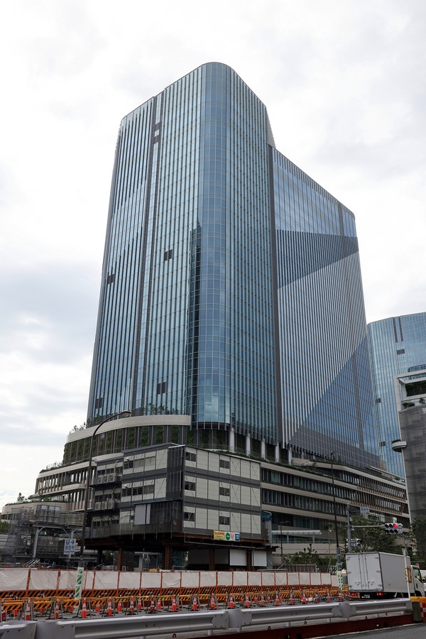 THE LINKPILLAR 1 North