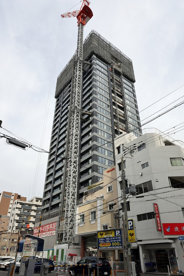 THE CROSS CITY TOWER