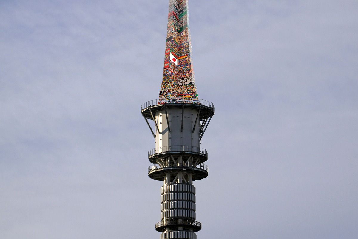 高さ634m 東京スカイツリー に高さ32m レゴタワー を作成して高さ666mに 超高層マンション 超高層ビル 高さ634m 東京スカイツリー に高さ32m レゴタワー を作成して高さ666mに 超高層マンション 超高層ビル