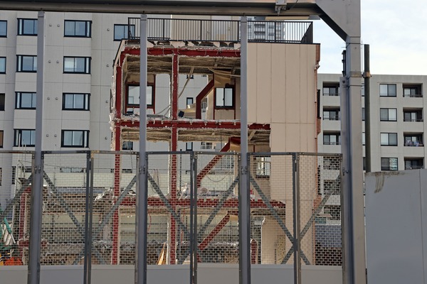 ·îÅç»°ÃúÌÜËÌÃ϶èÂè°ì¼ï»Ô³¹ÃϺƳ«È¯»ö¶È