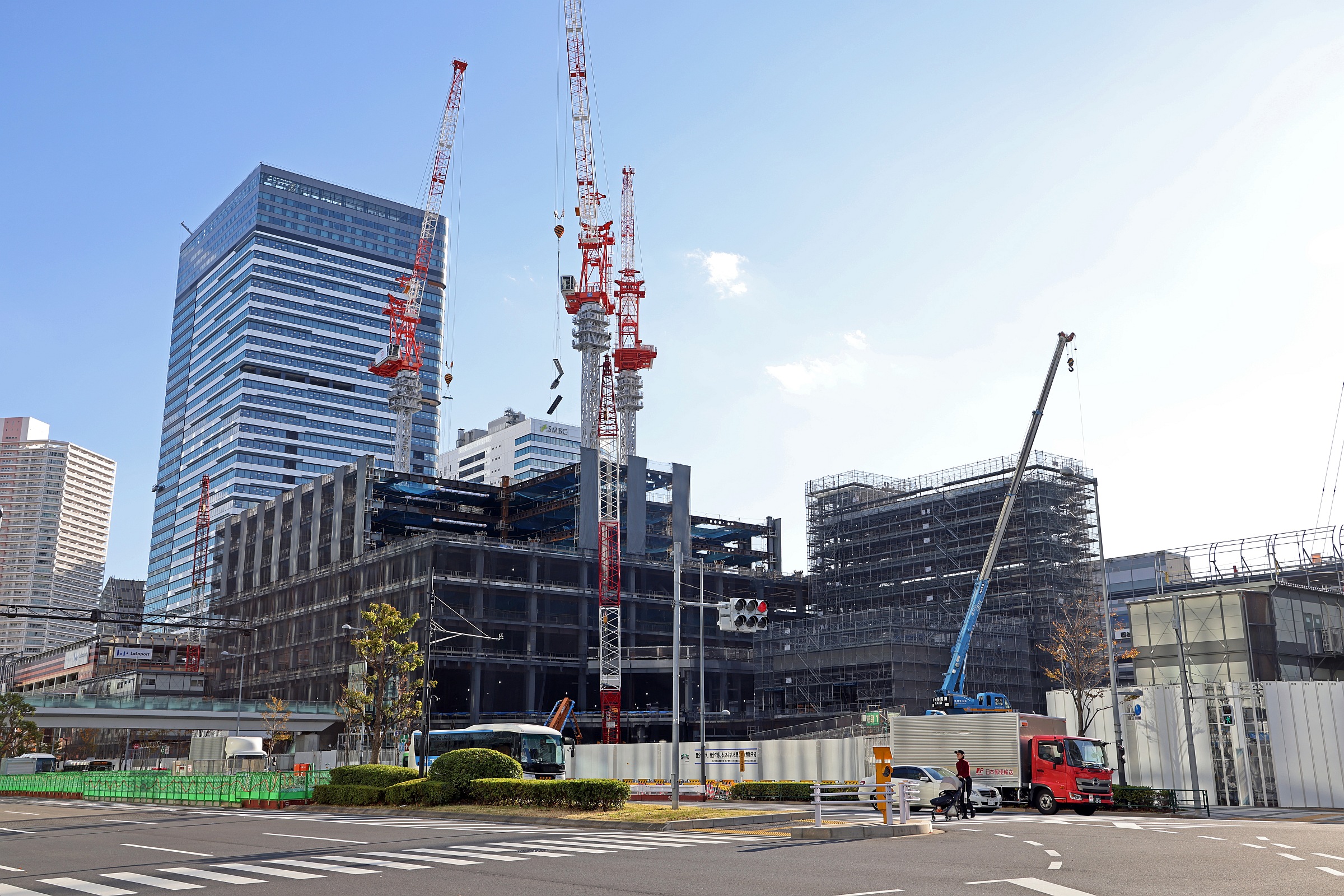 地上18階＆地上15階「(仮称)豊洲4-2街区開発計画」の建設状況