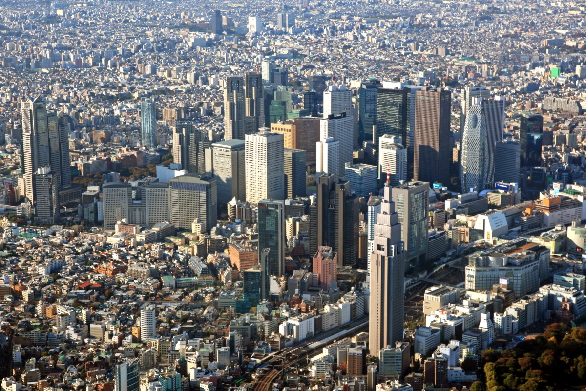 空撮 新宿超高層ビル群を代々木側から 超高層マンション 超高層ビル