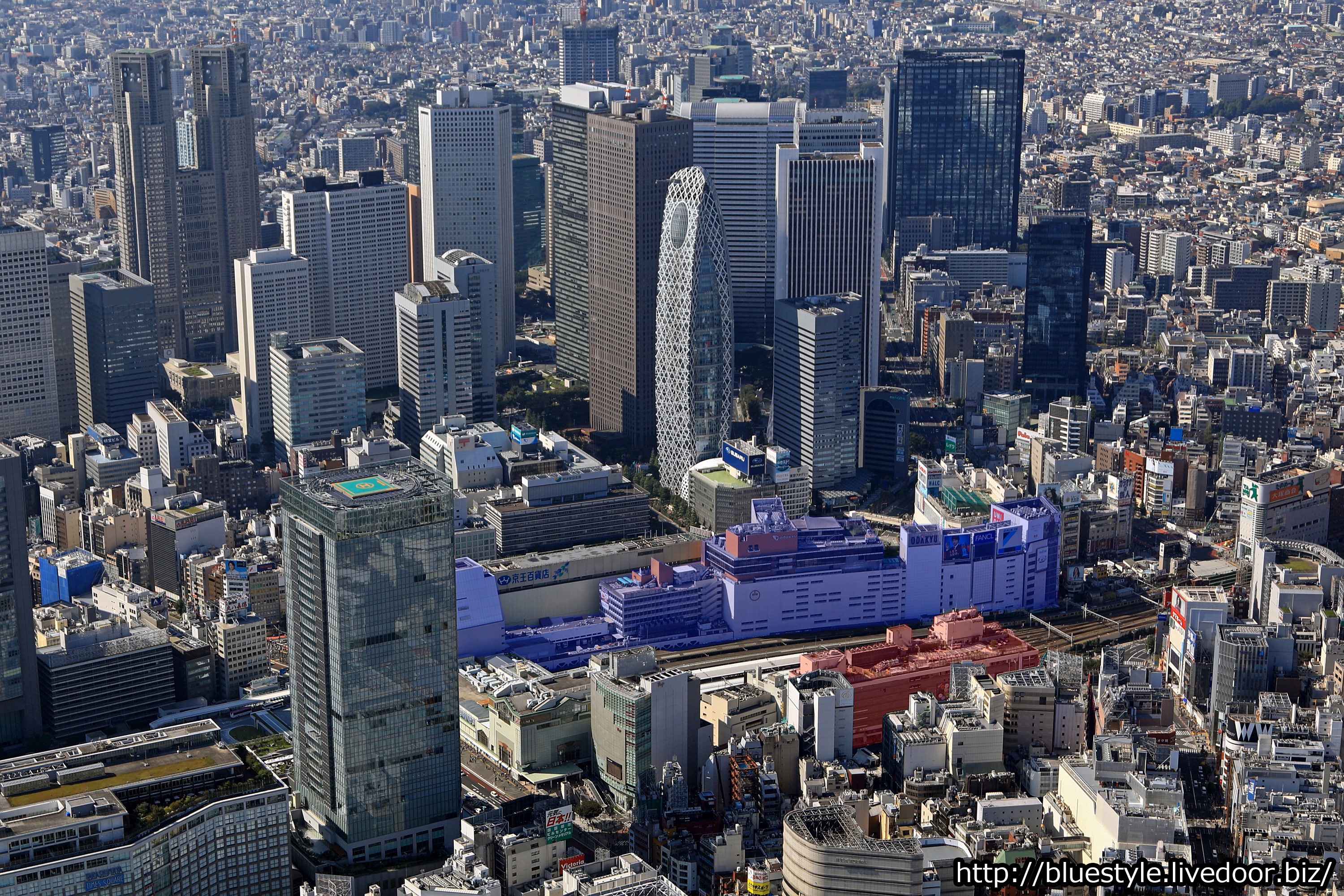 新宿駅の東西に高さ260mツインタワー ルミネエスト新宿 を高さ260mに建替え報道 超高層マンション 超高層ビル