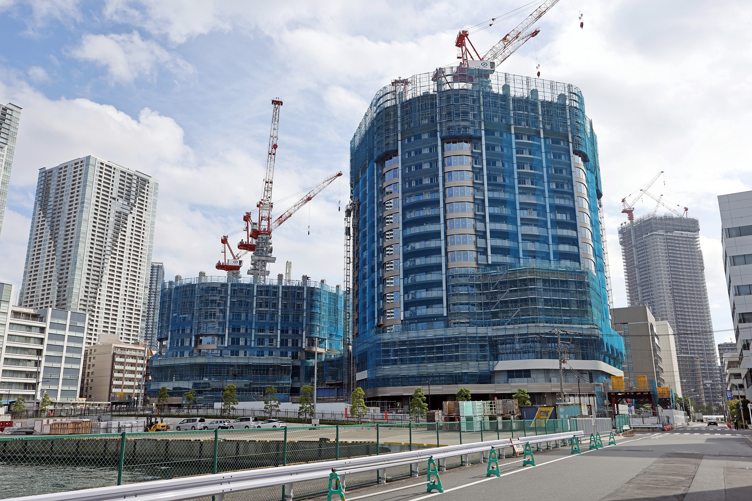 地上53階、高さ189m「ザ 豊海タワー マリン&スカイ」の建設状況 地上53階、高さ189m「ザ 豊海タワー マリン&スカイ」の建設状況