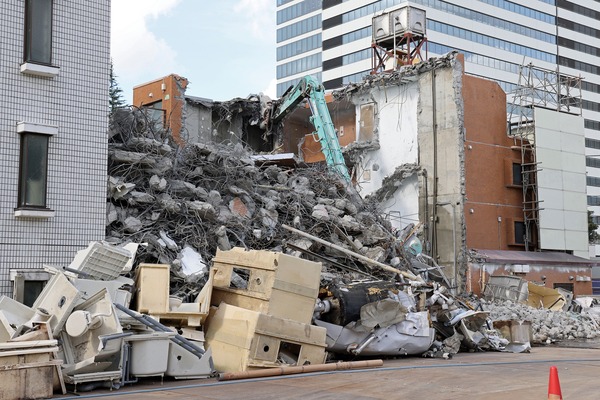 °ÏÄ®ÅìÃ϶èÂè°ì¼ï»Ô³¹ÃϺƳ«È¯»ö¶È BÉßÃÏ