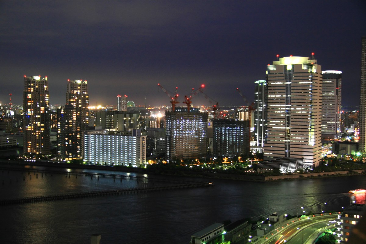 某マンションからの夜景 超高層マンション 超高層ビル