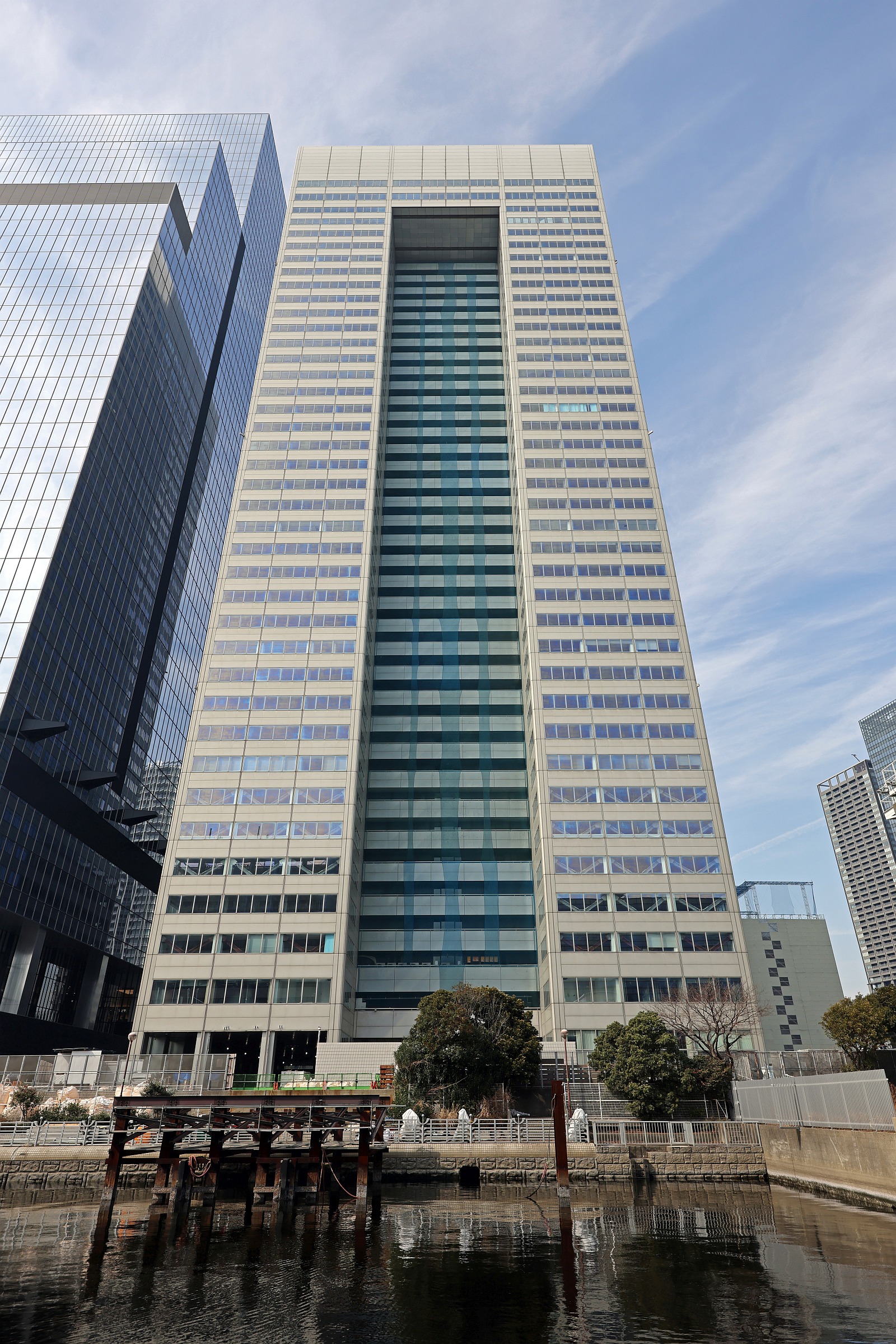 高さ165.95m「浜松町ビルディング（東芝ビルディング）」の解体状況