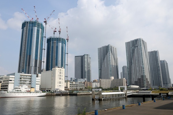 ¥¶ ˳¤¥¿¥ï¡¼ ¥Þ¥ê¥ó¡õ¥¹¥«¥¤