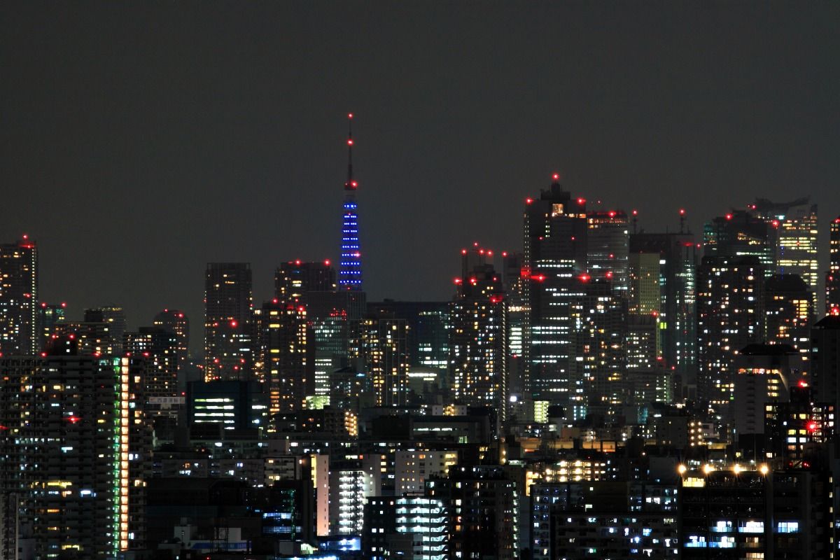 昨日11年7月1日の東京夜景 超高層マンション 超高層ビル