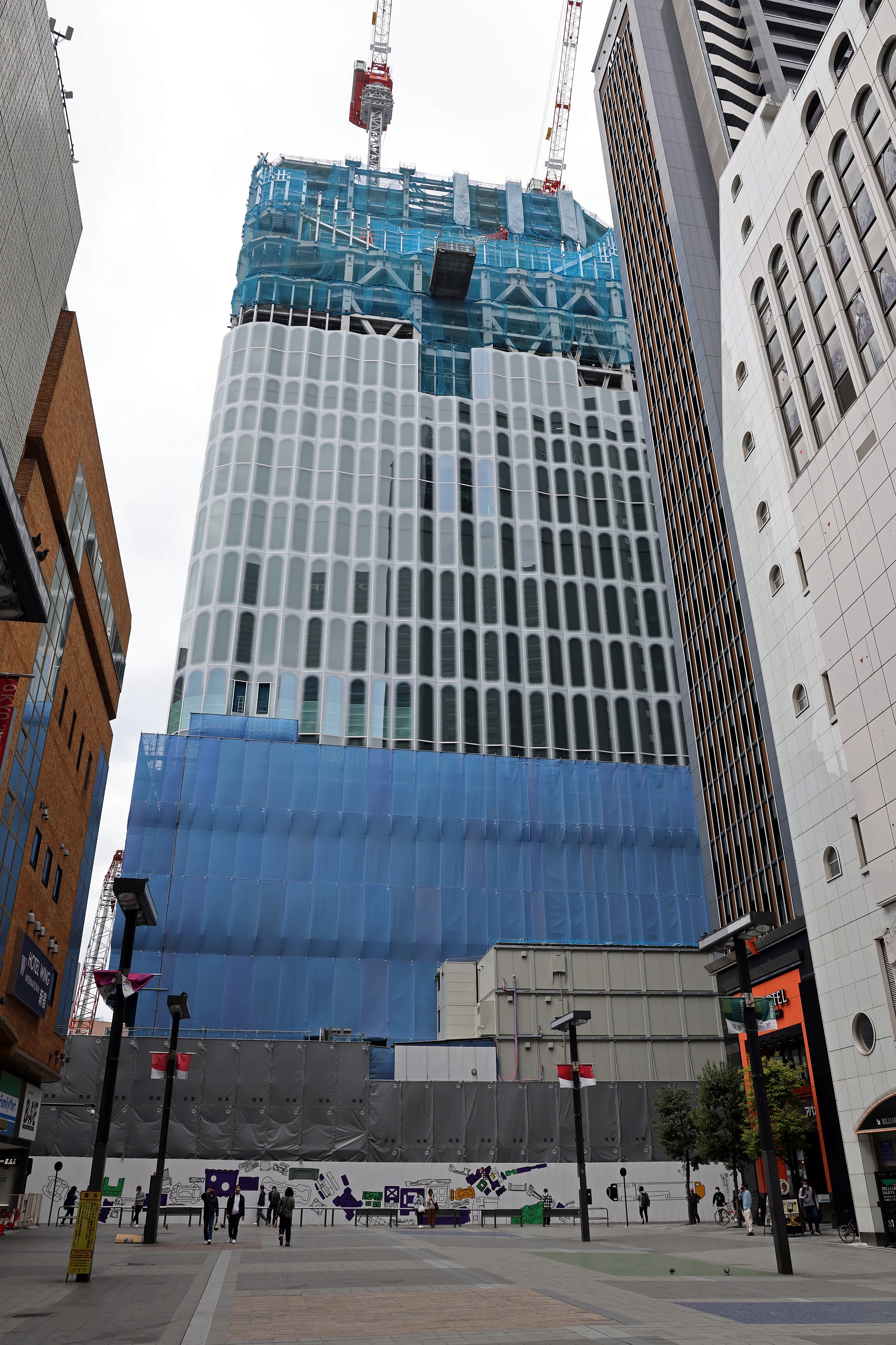 歌舞伎町に高さ225mの超高層ビル 新宿ミラノ座跡地 仮称 歌舞伎町一丁目地区開発計画 の建設状況 21 4 4 超高層マンション 超高層 ビル 歌舞伎町に高さ225mの超高層ビル 新宿ミラノ座跡地 仮称 歌舞伎町一丁目地区開発計画 の建設状況 21 4 4 超高層マンション 超高層 ビル