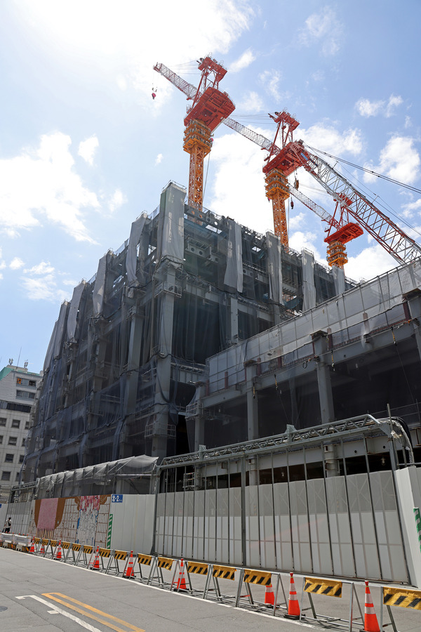 �������Ȭ�Ž���������B�϶�����Գ��ϺƳ�ȯ����