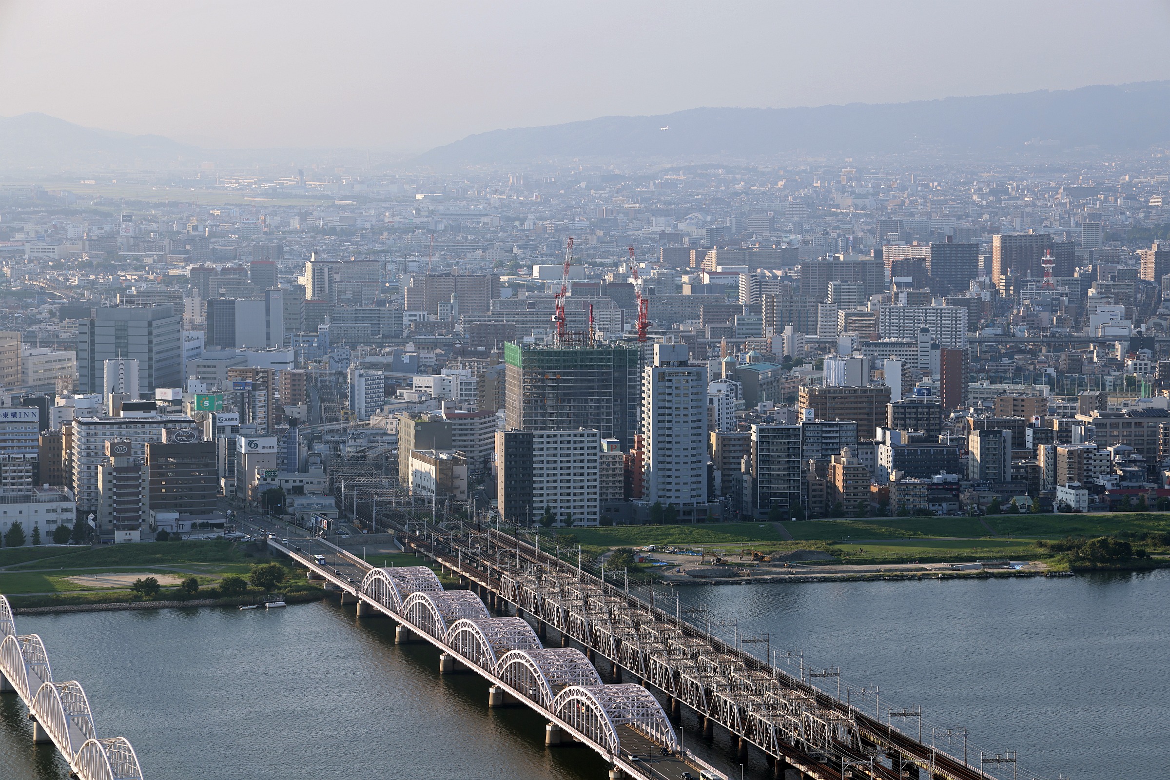 地上39階、高さ142.99m「ジオタワー大阪十三」の建設状況！1基目